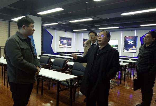 云南省發改委副主任盧文祥一行到訪航天云網貴州公司